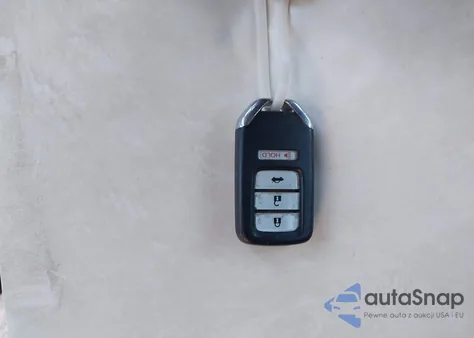 2013 Honda Accord Sdn Ex-L z USA, uszkodzony, nr VIN 1HGCR2F84DA098219